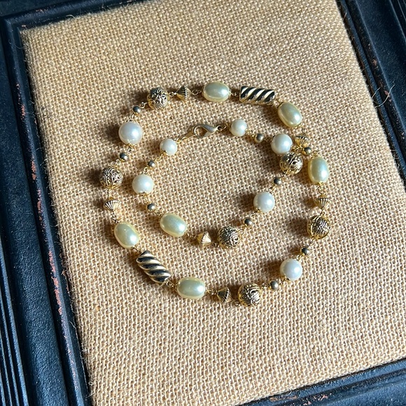 VTG | Costume Jewelry Necklace Bundle - Picture 8 of 14